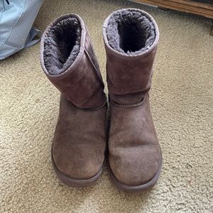 used brown uggs, still in good shape